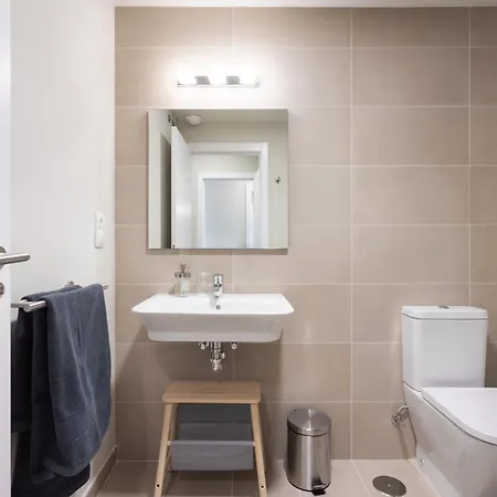 Nordes Sea View And Pool Apartment