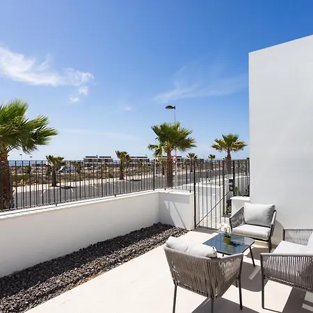 Nordes Sea View And Pool *