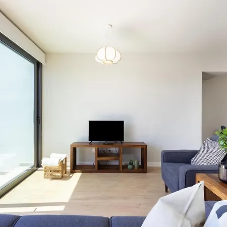 Nordes Sea View And Pool Daire *